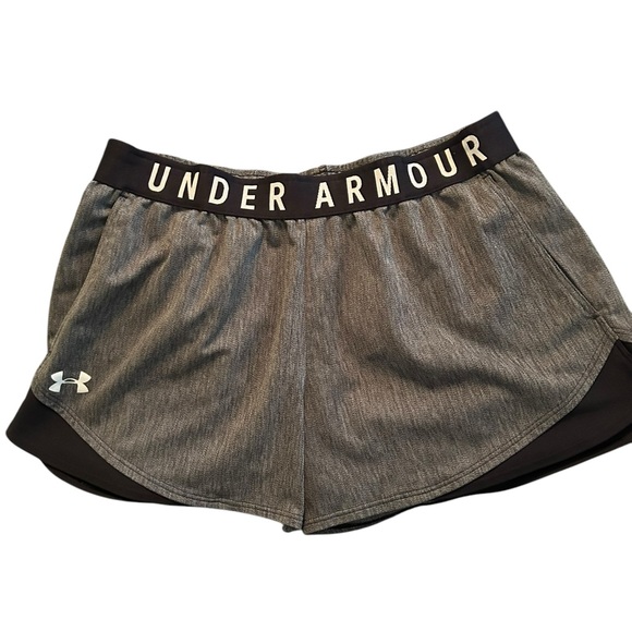 Under Armour Heat Gear UA Play Up Twist Shorts‎ 3.0 Black Gray Medium - Picture 1 of 5